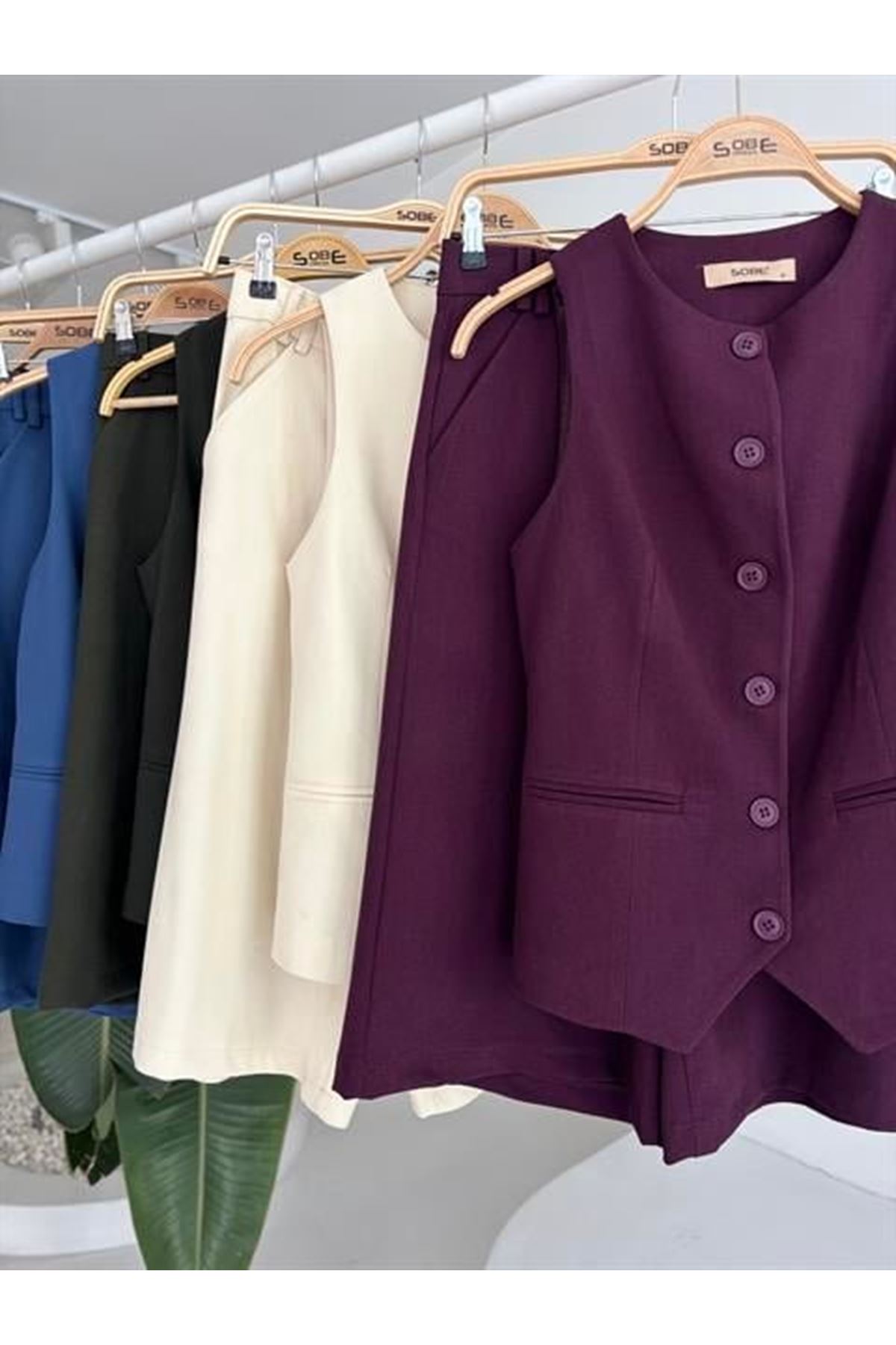 Midi Şortlu Ve Yelekli Viscon Takım 10167