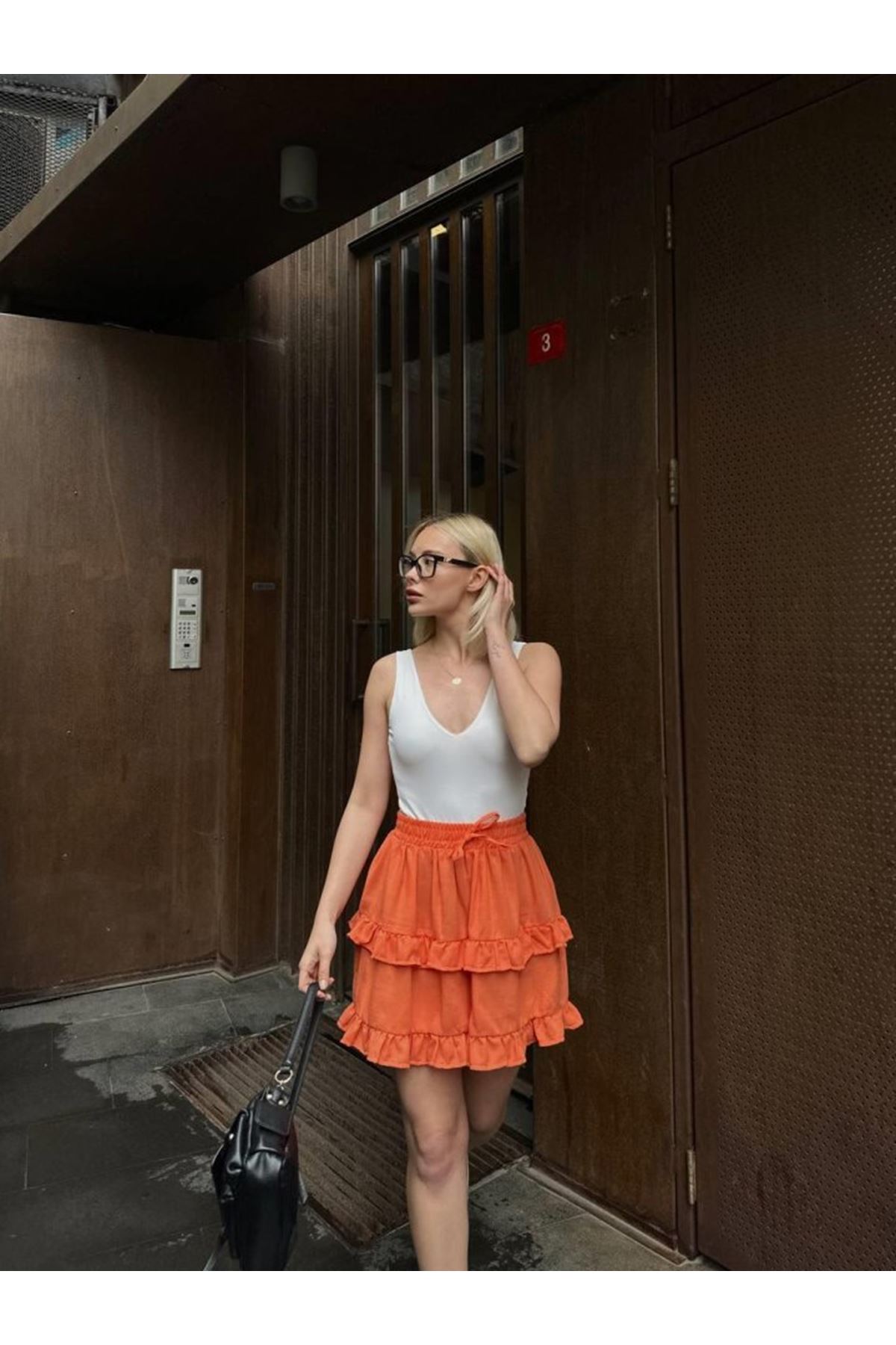 BEL LASTİKLİ KAT FIRFIR DETAYLI KISA ETEK - Turuncu