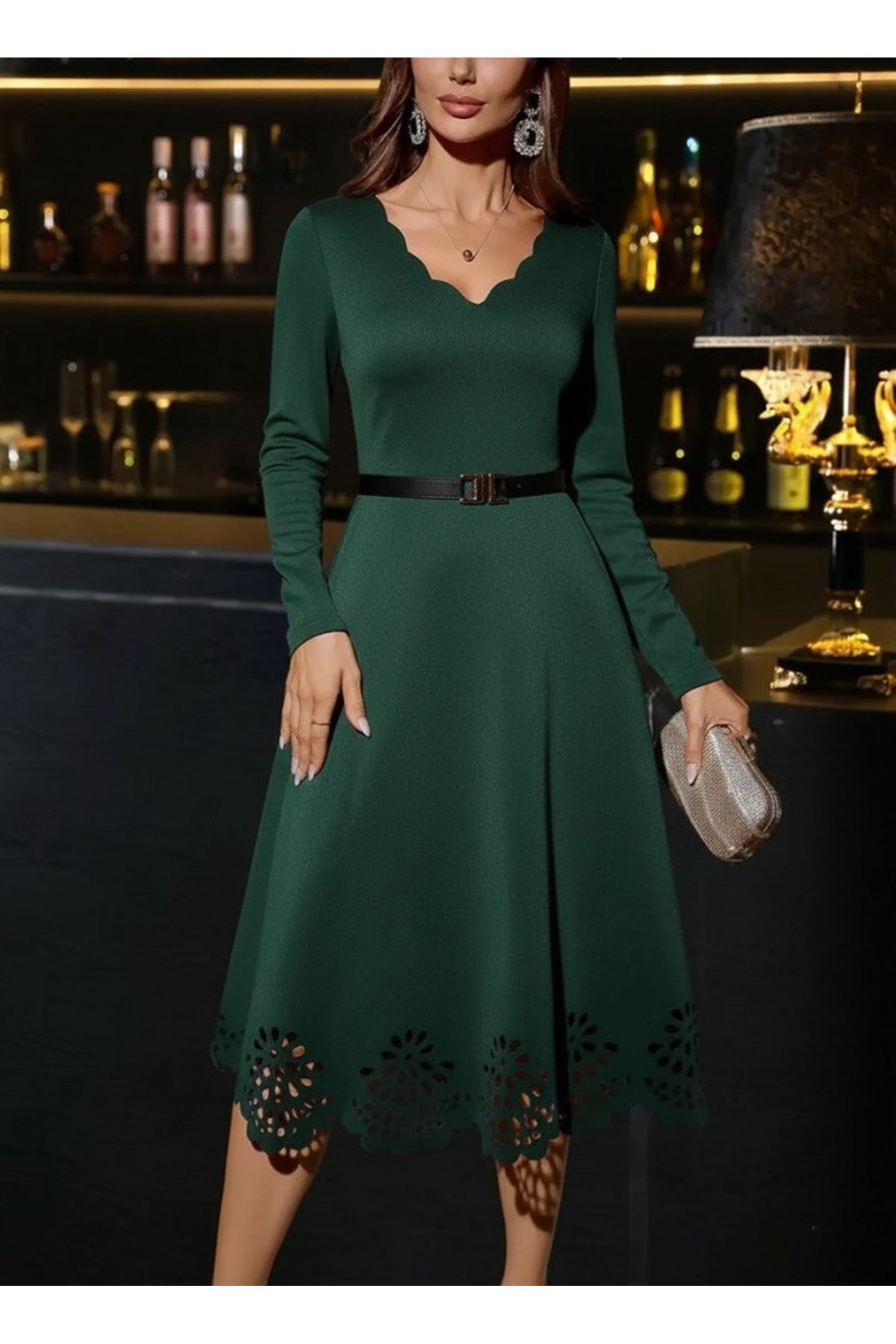 Kadın Uzun Kollu V Yakalı Lazer Kesim Detaylı Midi Ithal Krep Elbise