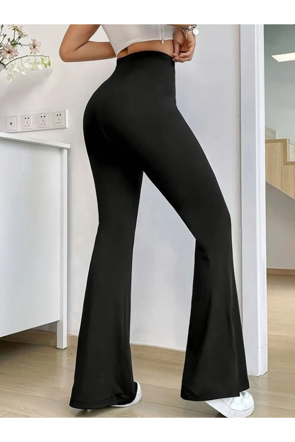 Kadın Yüksek Bel Paçaya Doğru Genişleyen Yandan Yırtmaçlı Dalgıç Pantolon