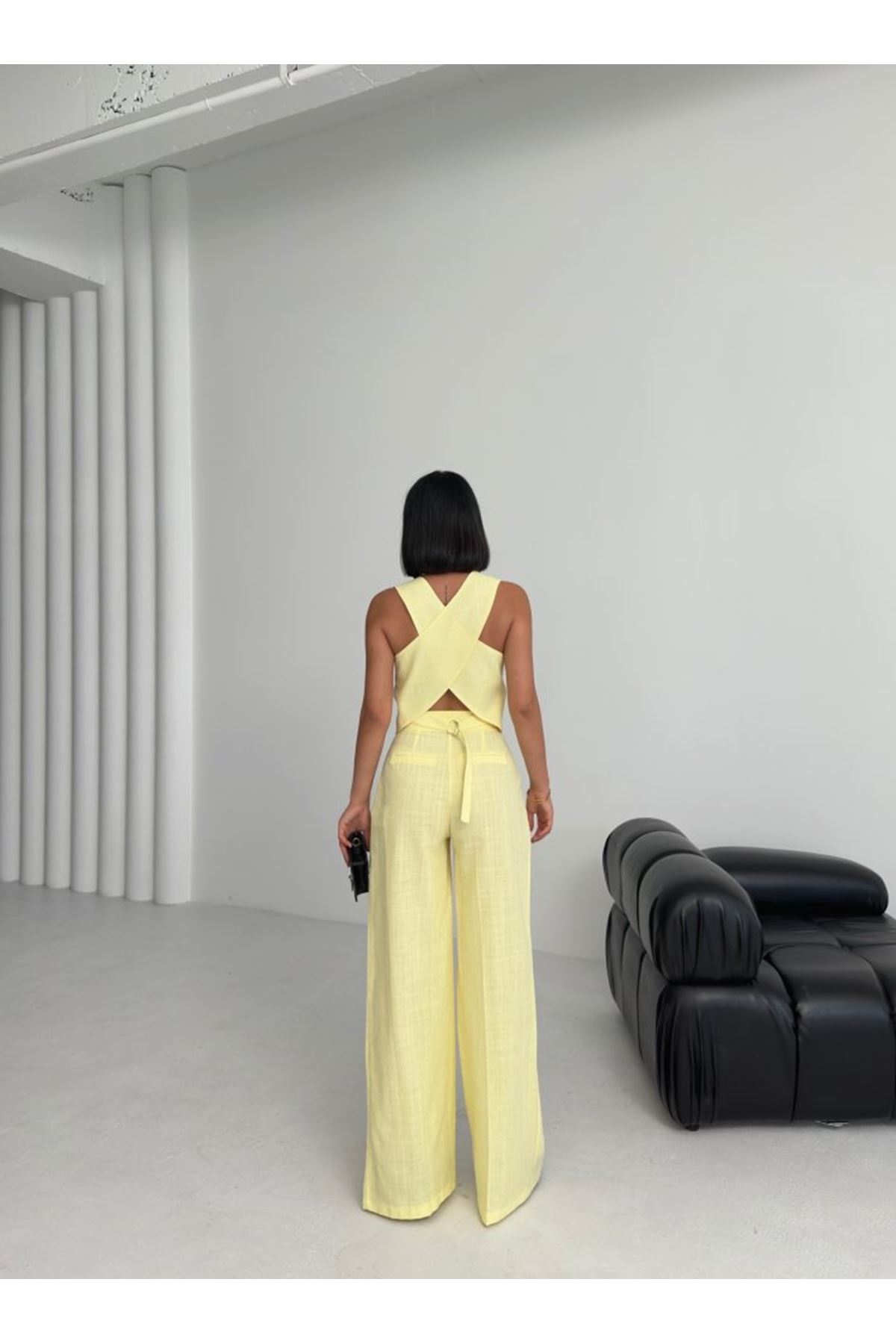 Keten Sirti Çapraz Geçi̇şli̇ Cepken Pantolon Takim