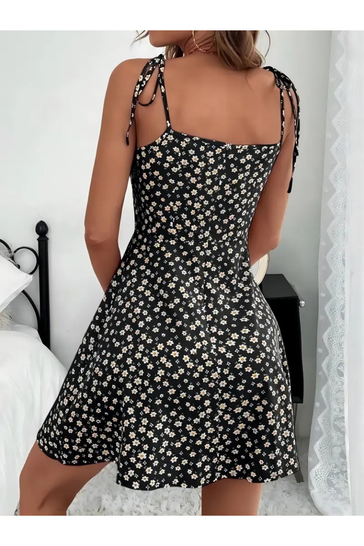 Kadın Ip Askılı Omuzlardan Bağcıklı çiçek Desenli Süprem Elbise