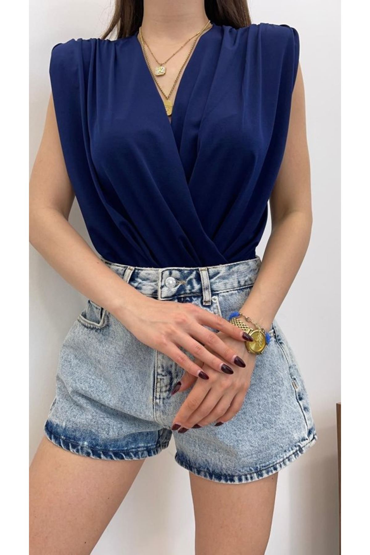 Kadın Sendy Kumaş Kruvaze Yaka Vatkalı Bluz