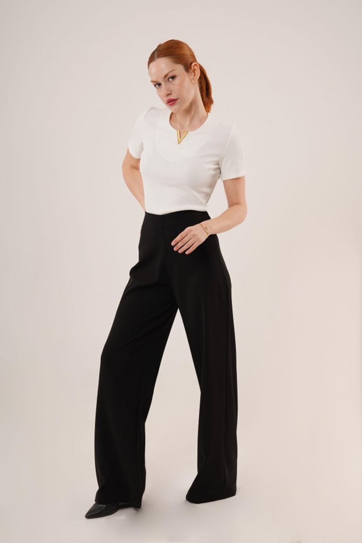 Bol Paça Yandan Fermuarlı Siyah Kumaş Pantolon