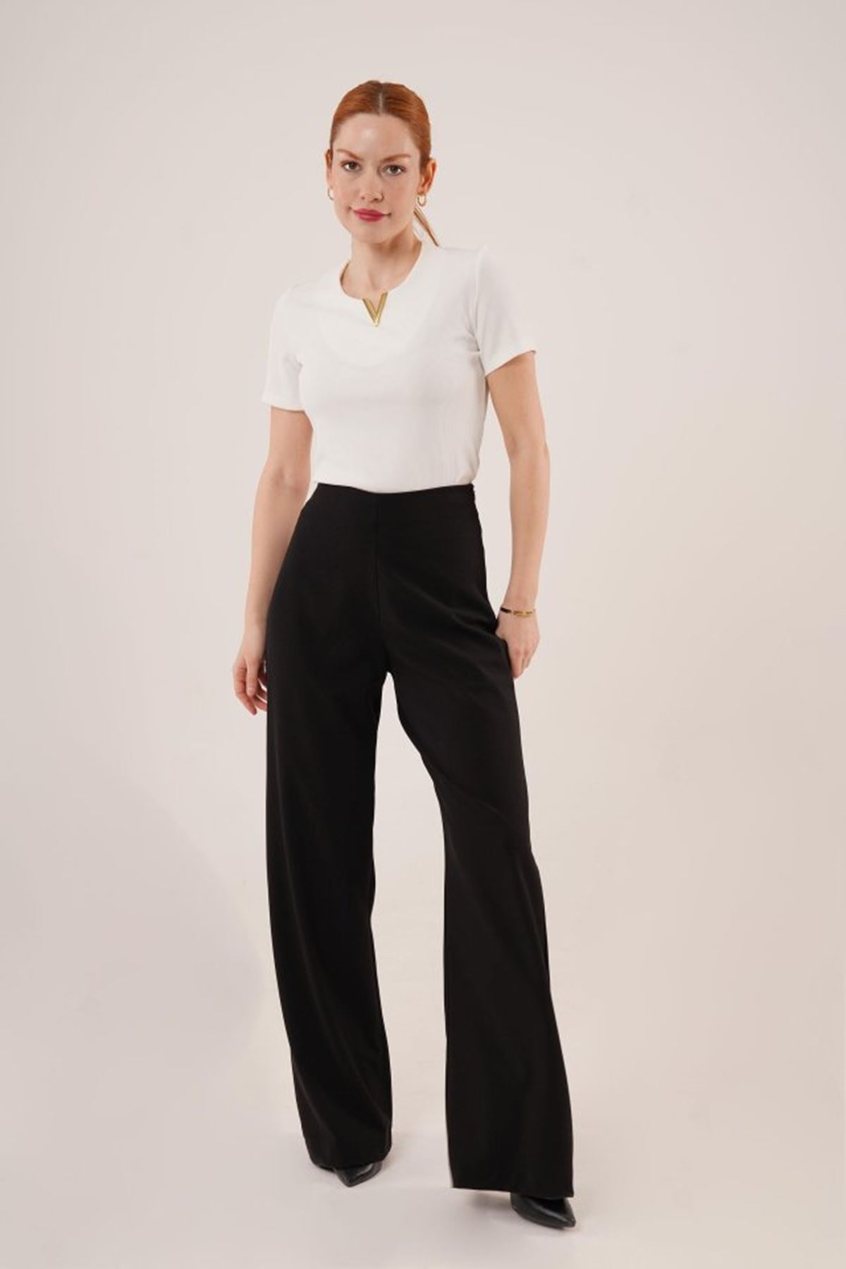 Bol Paça Yandan Fermuarlı Siyah Kumaş Pantolon