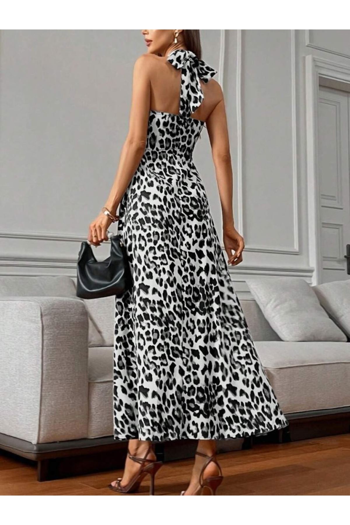 Kadın Omuzlardan Açık Boyundan çapraz Bağlama Detaylı Süprem Elbise