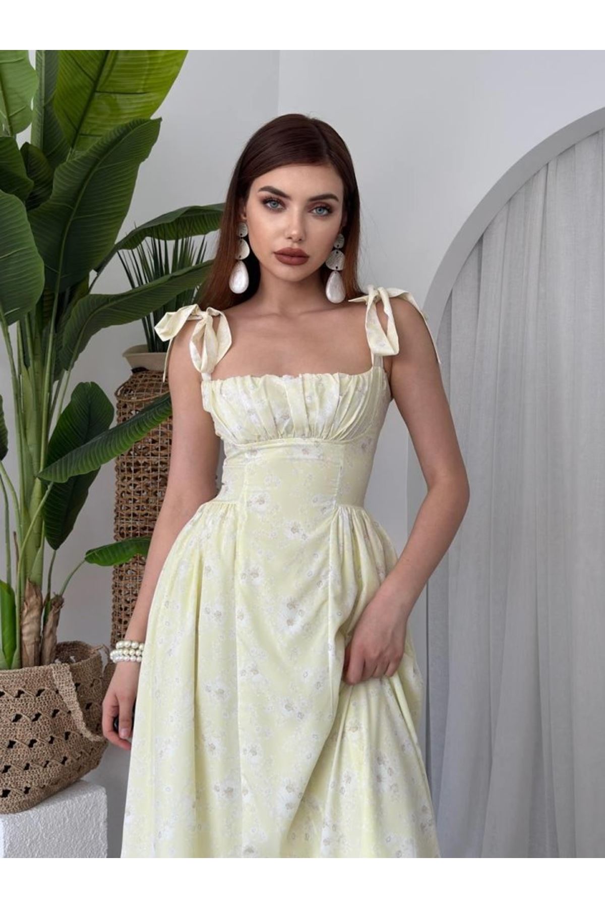 Khalesı Omuz Bağlamalı Elbise