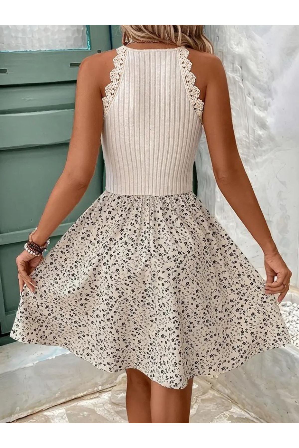 Kadın Omuzlardan Açık Reglan Kol Detaylı üst Fırfırlı Kaşkorse Alt Süprem Elbise