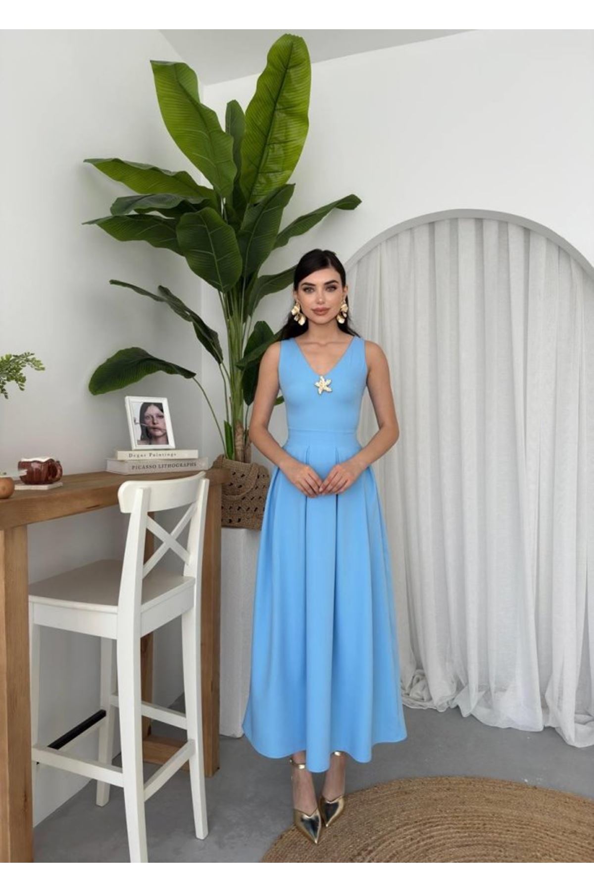 Late Yıldız Detaylı Elbise