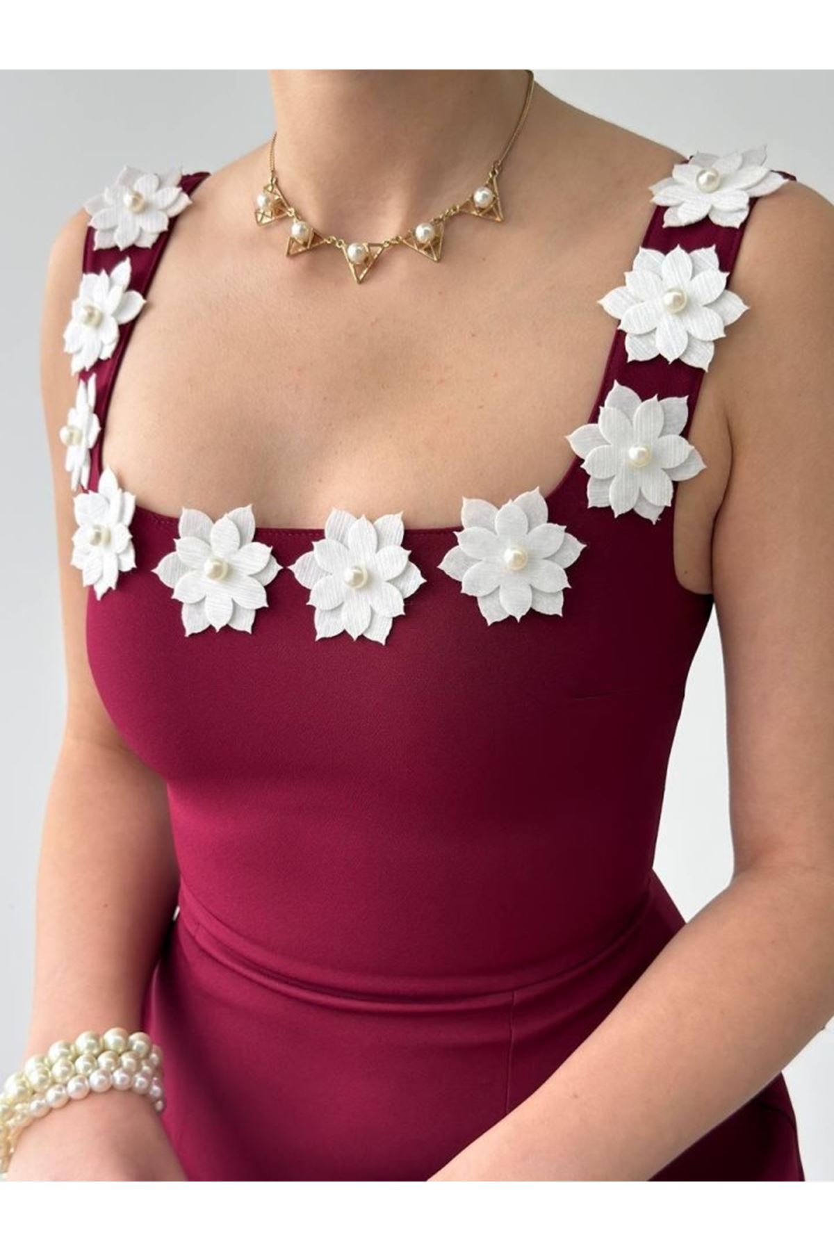 Alyosa Çiçek Detaylı Elbise