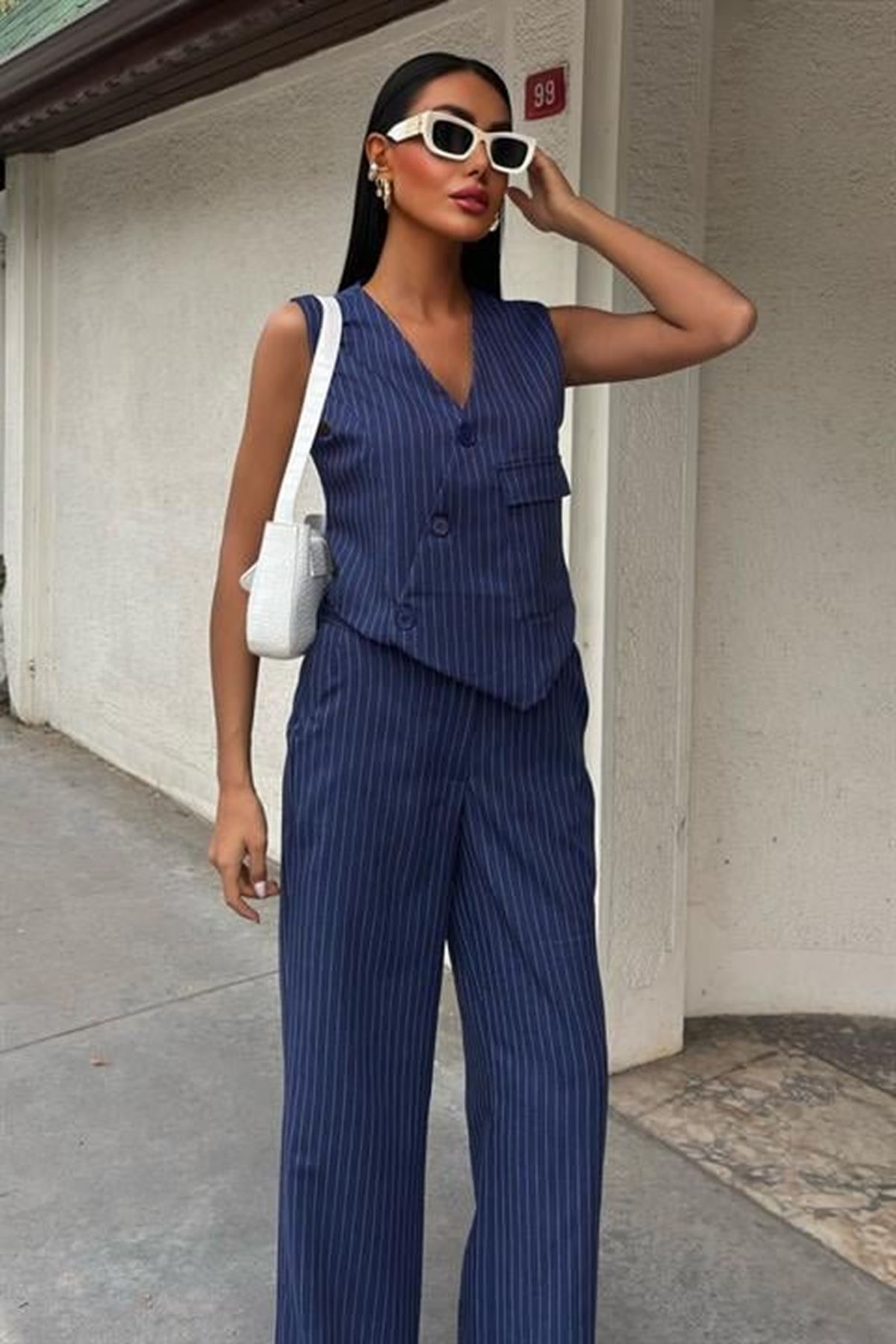 Yeleği Çapraz Detay Düğmeli Cepli Yelekli Takım 10150