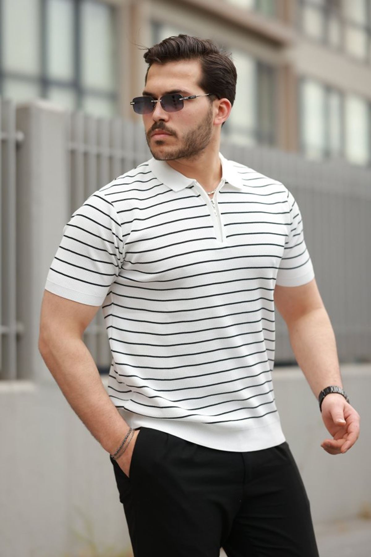 Erkek Fermuar Yakalı çizgili Kısa Kollu T-shirt