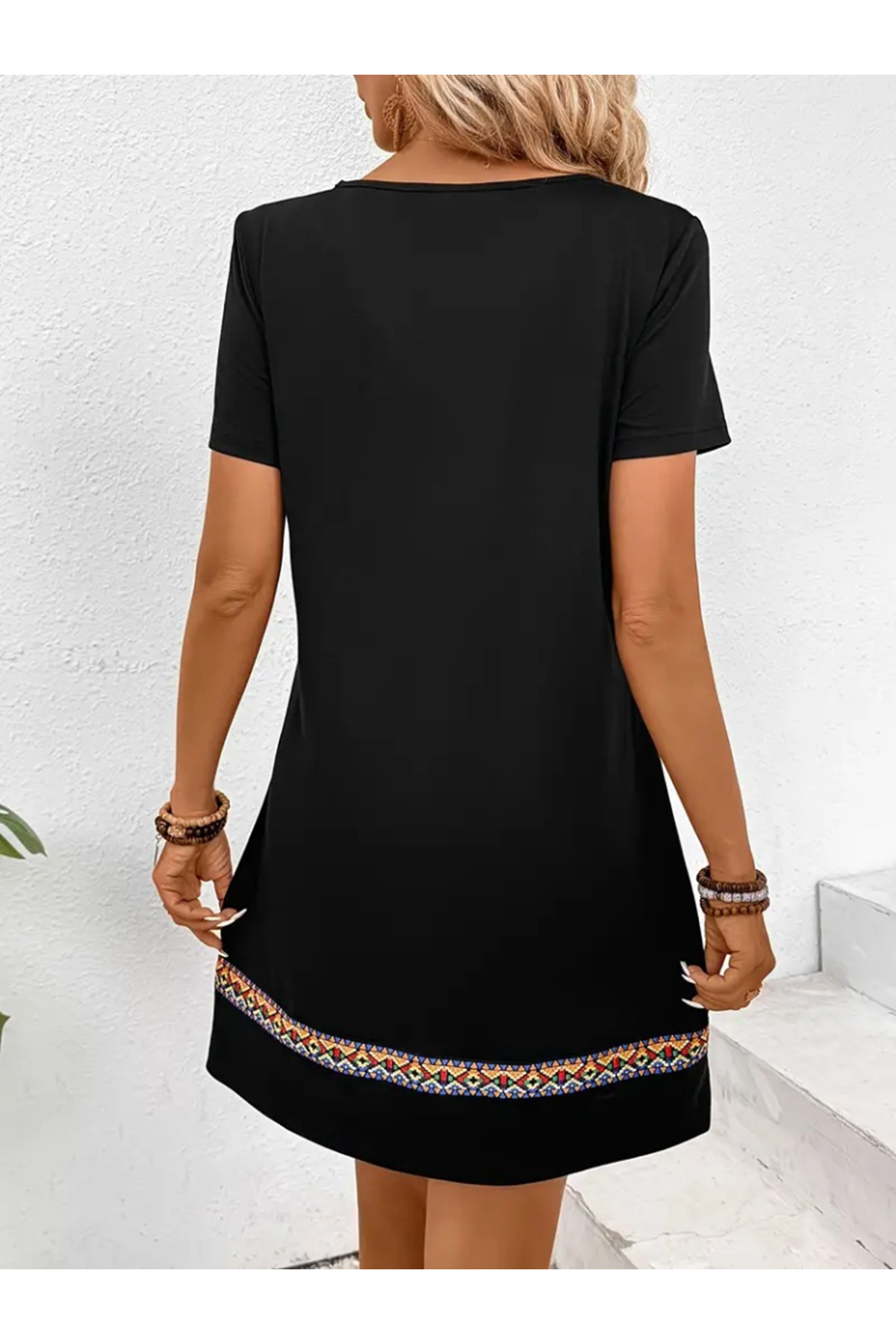 Kadın Kısa Kollu V Yakalı Etnik Desen şerit Detaylı Viskon Elbise
