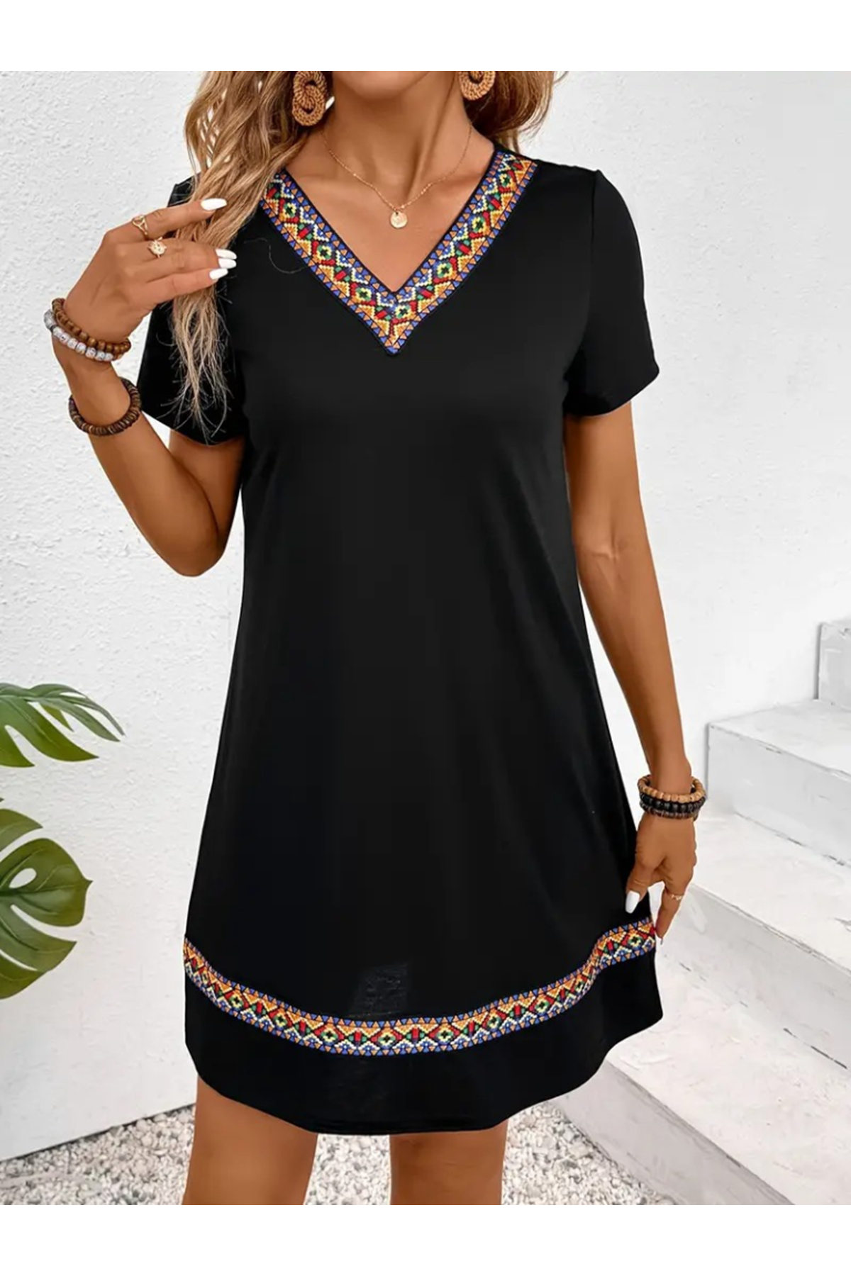 Kadın Kısa Kollu V Yakalı Etnik Desen şerit Detaylı Viskon Elbise