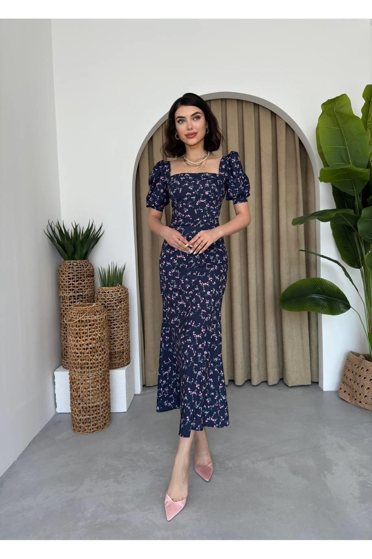 Dionora Çiçekli Elbise