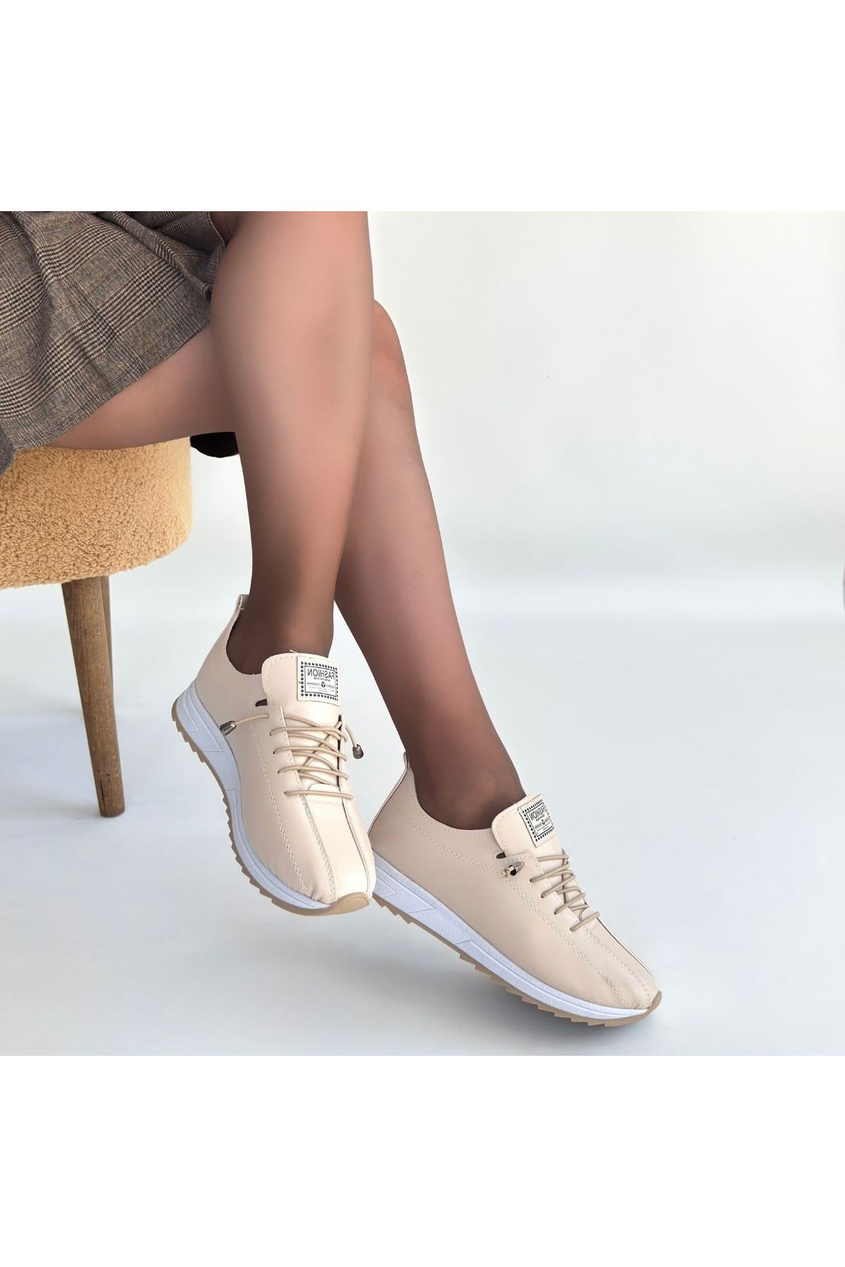 Monya Bej Cilt Bağcıklı Spor Ayakkabı