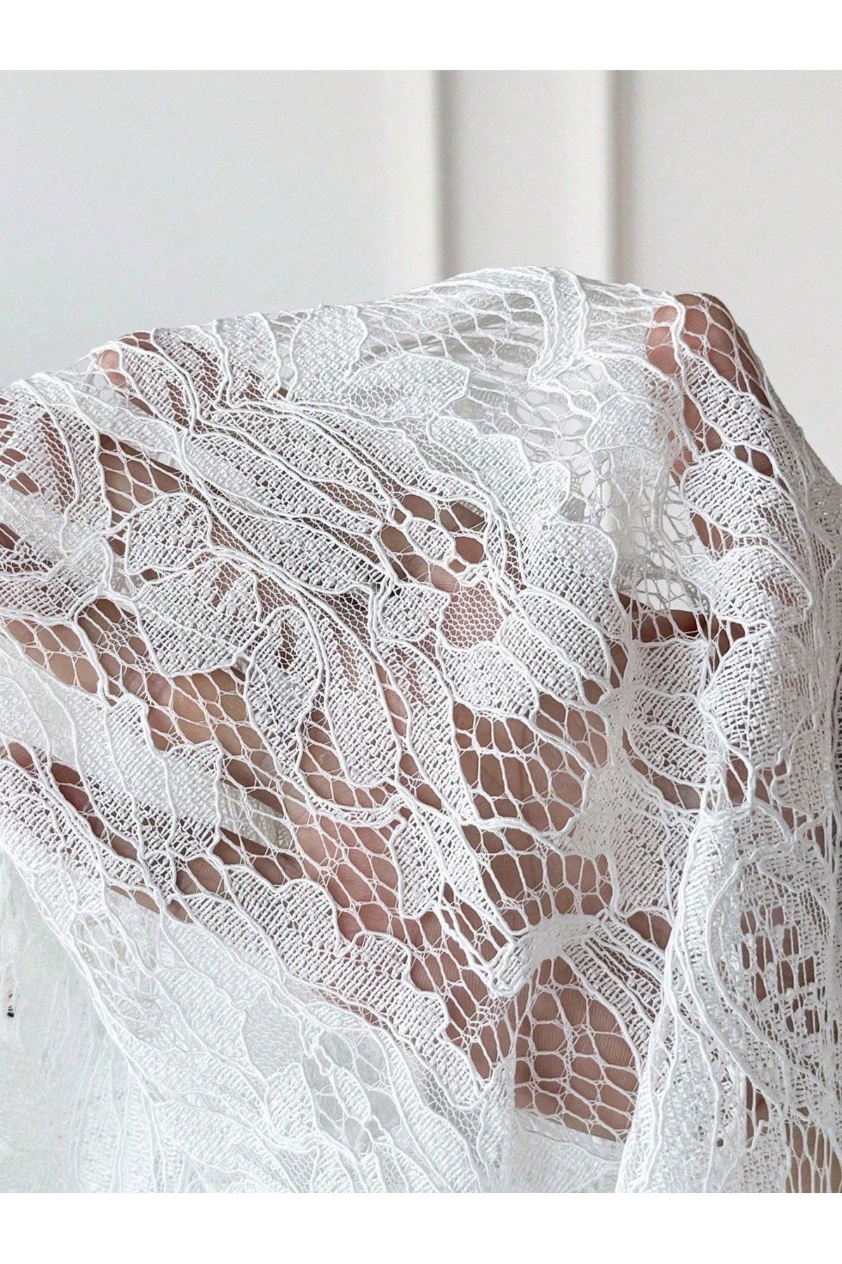 Kadın Uzun Kollu Yakalı önü Açık Dantelli Ceket