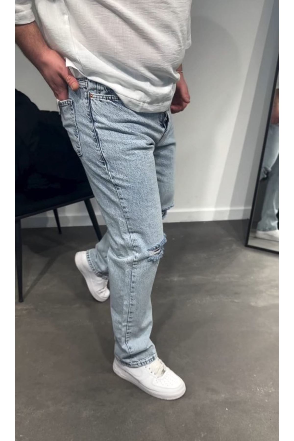 Erkek Dizi Yırtık Detaylı Kar Yıkama Baggy Jeans