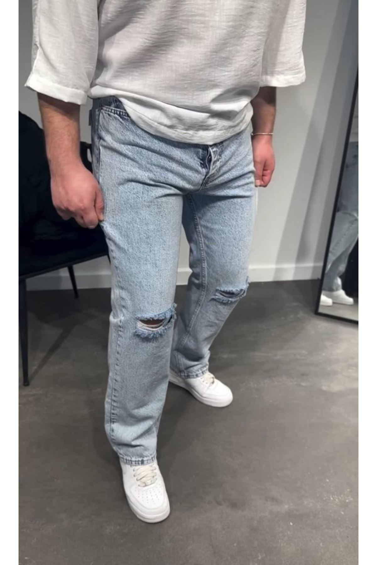 Erkek Dizi Yırtık Detaylı Kar Yıkama Baggy Jeans