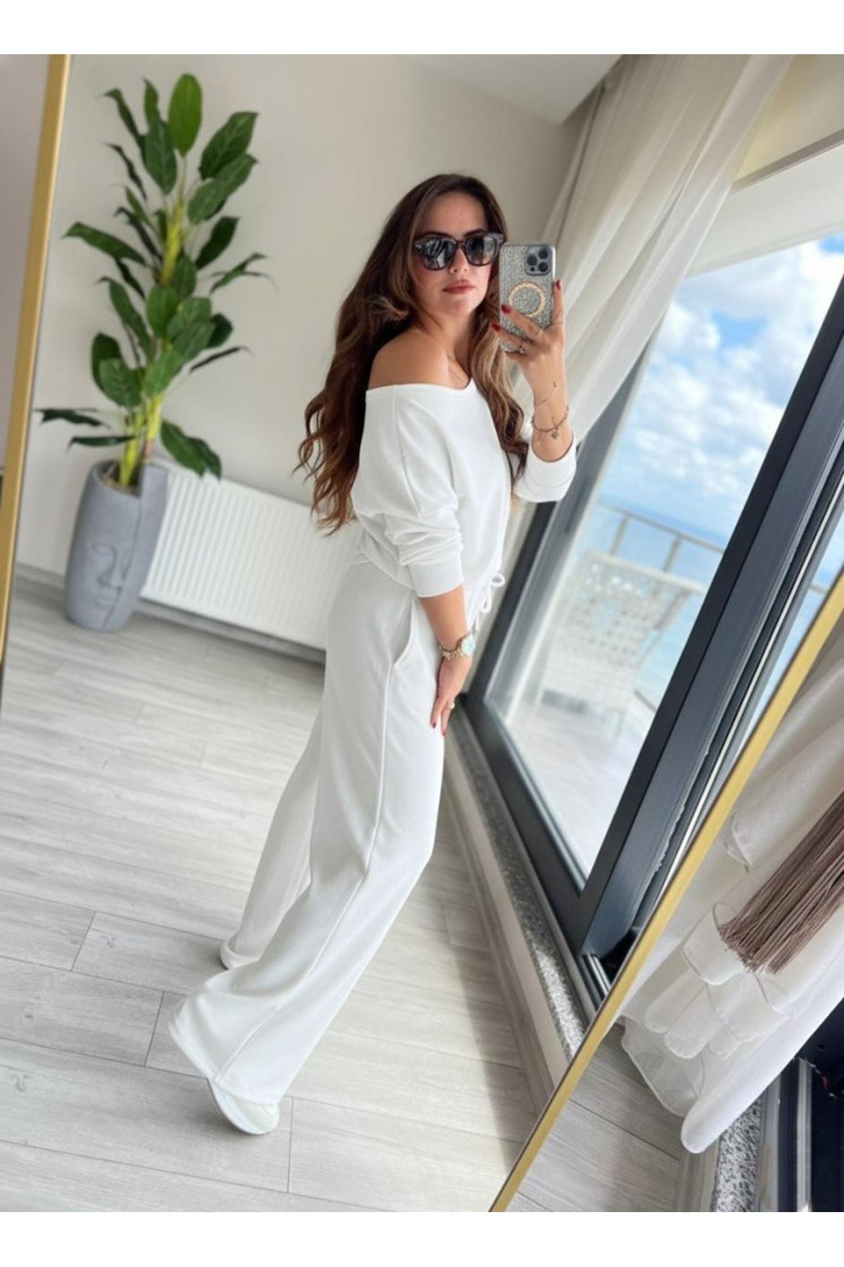 Kadın Uzun Kollu Tek Omuzdan Açık Dalgıç Bluz Ve Pantolon Ikili Takım