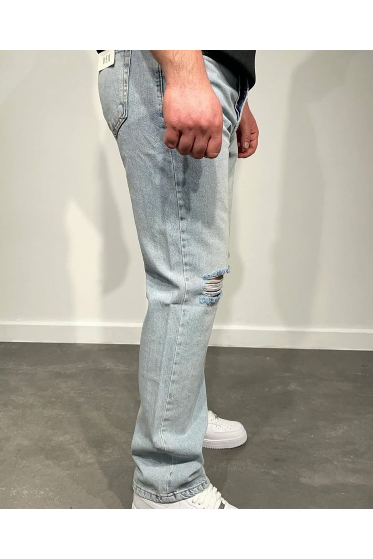 Erkek Dizi Yırtık Detaylı Baggy Jeans
