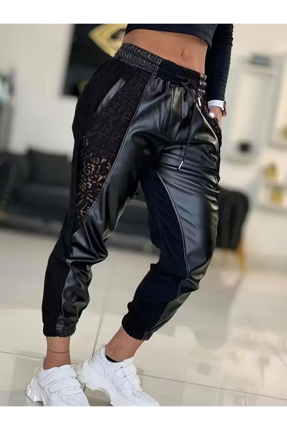 Kadın Yüksek Bel Lastikli Yanda Dantel Detaylı Bağcıklı Deri Pantolon