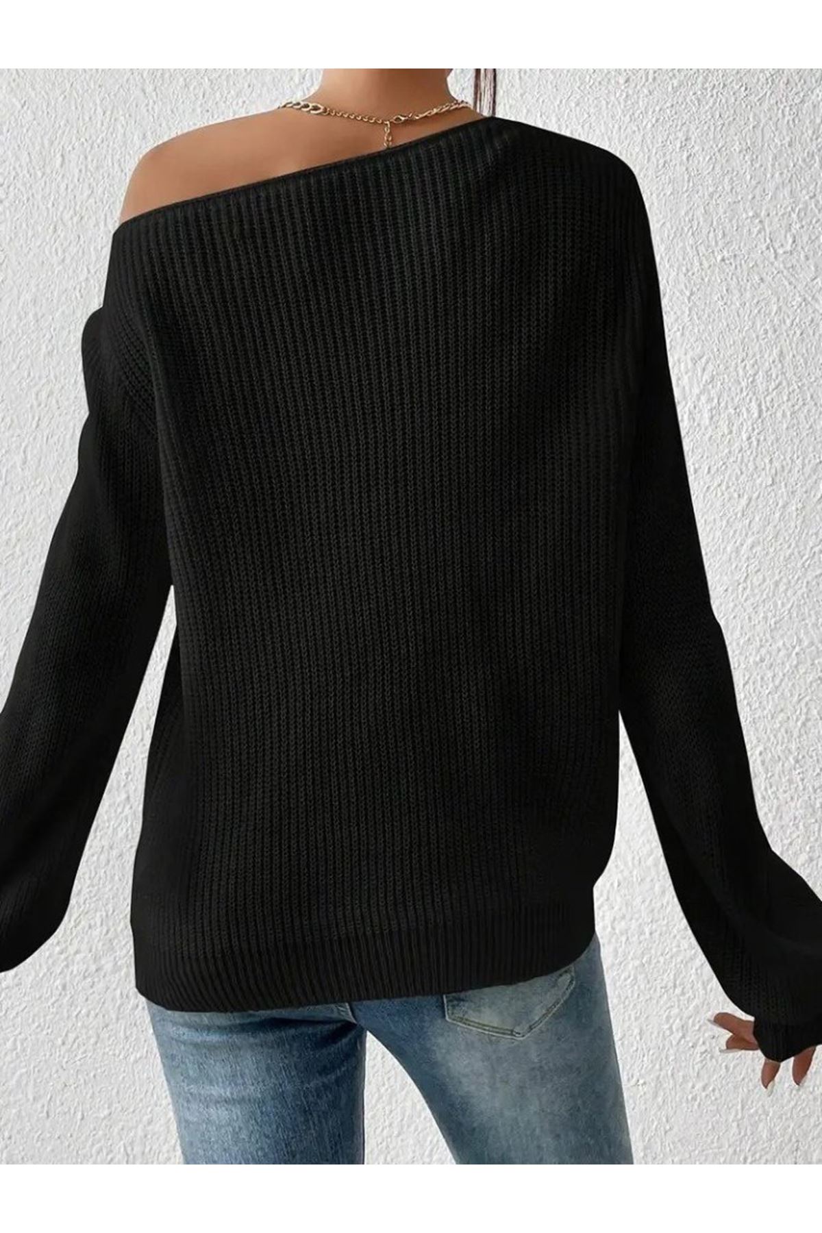 Kadın Uzun Kollu Tek Omuzu Açık Detaylı Triko Bluz
