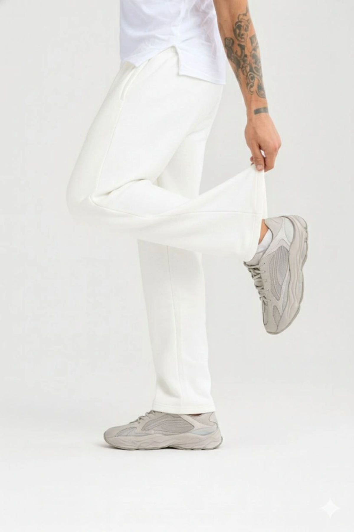 Erkek Üç Iplik Kışlık Pamuklu Ovarsize Bağcıklı Düz Paça Cepli Eşofman Altı Spor Rahat Model - Beyaz