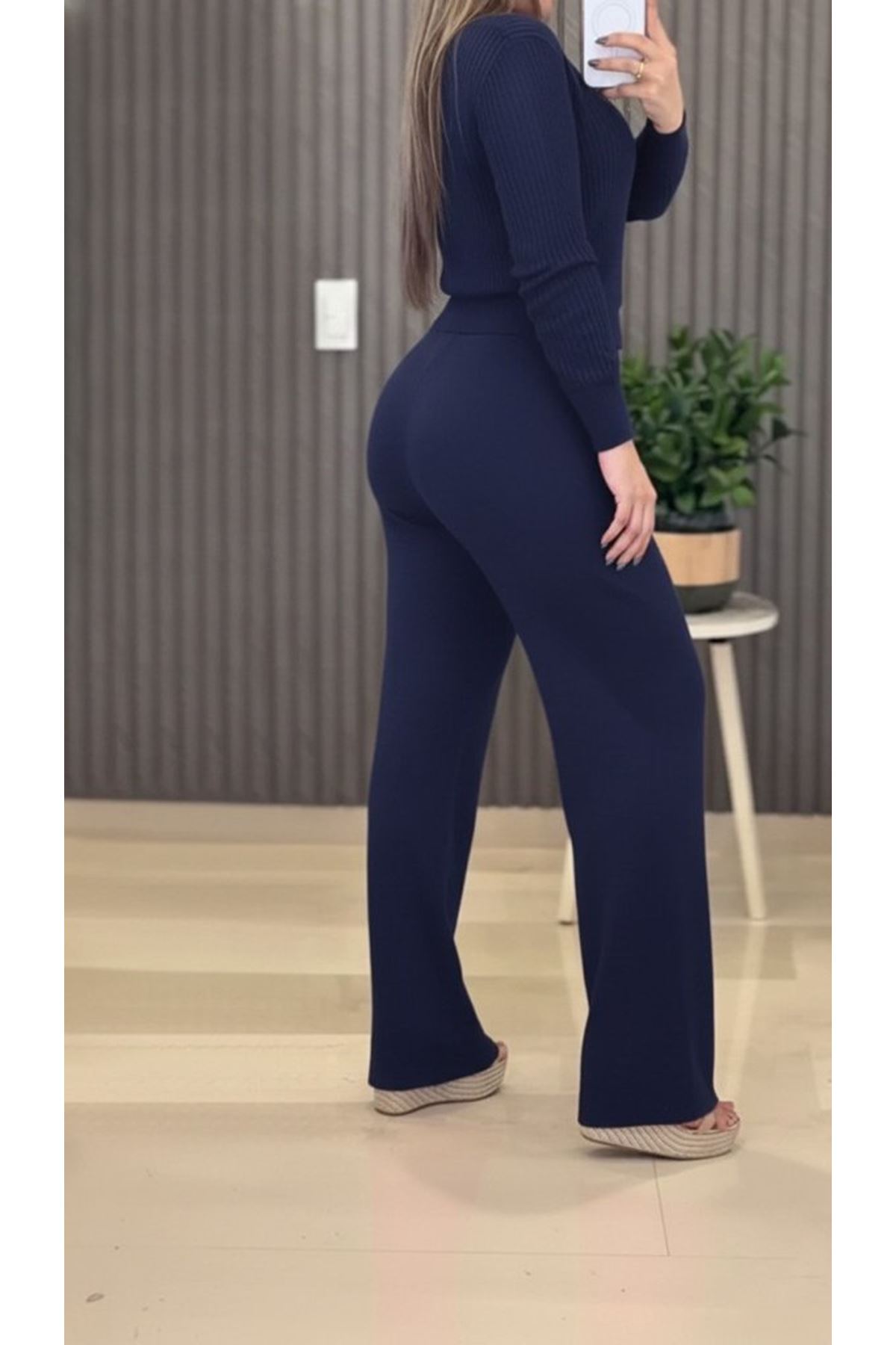 Kadın Uzun Kollu Yuvarlak Yaka Transparan Detaylı Triko Bluz Ve Pantolon Ikili Takım