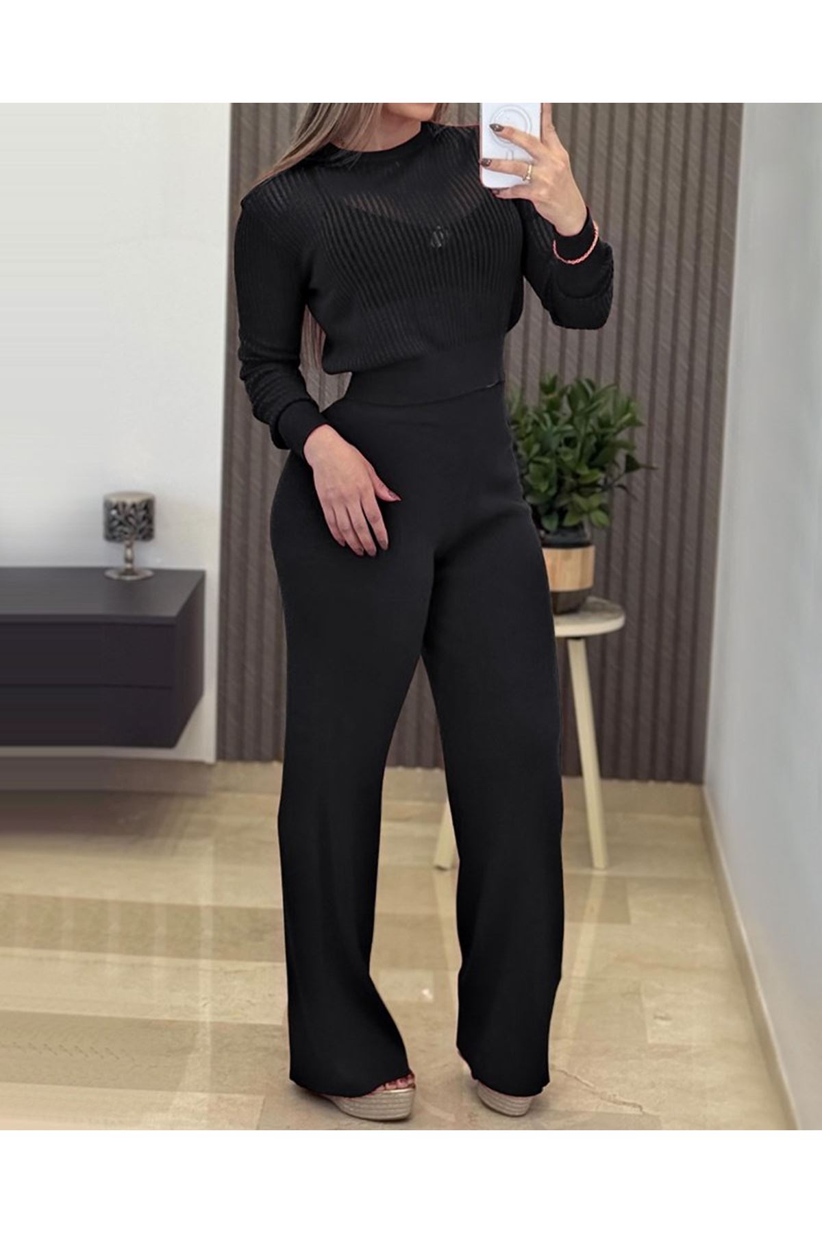 Kadın Uzun Kollu Yuvarlak Yaka Transparan Detaylı Triko Bluz Ve Pantolon Ikili Takım