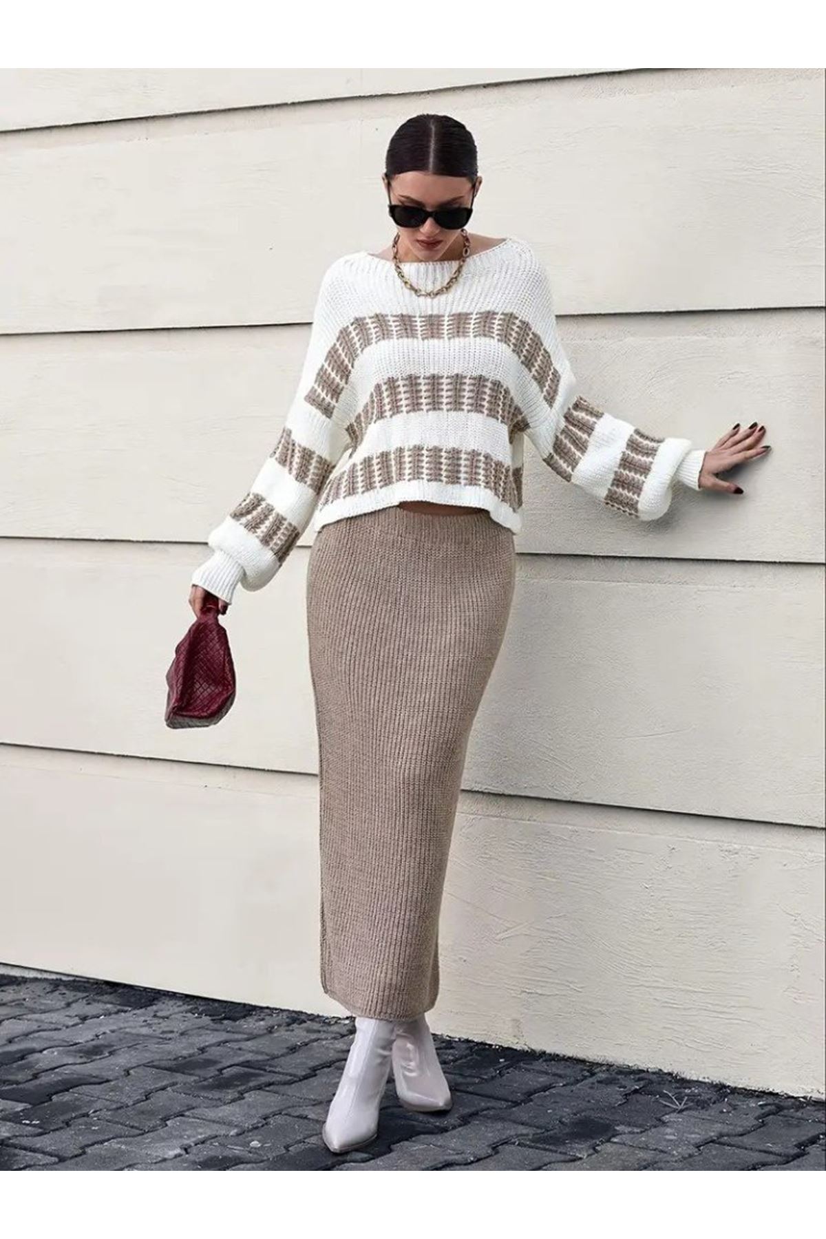 Kadın Uzun Kollu Kayık Yakalı Salaş Triko Bluz Ve Etek Ikili Takım