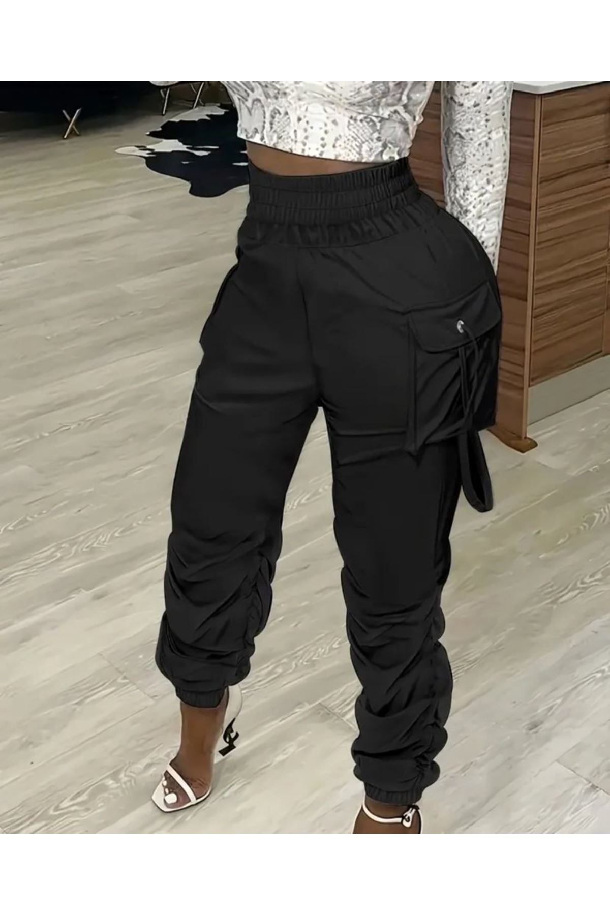 Kadın Yüksek Bel Beli Lastikli Kargo Cep Detaylı Gabardin Pantolon