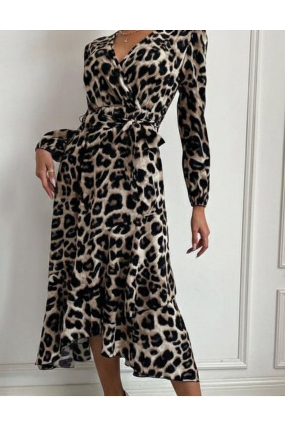 Kadın Uzun Kollu Kruvaze Yaka Yandan Bağlamalı önden Fırfır Detaylı Süprem Uzun Elbise