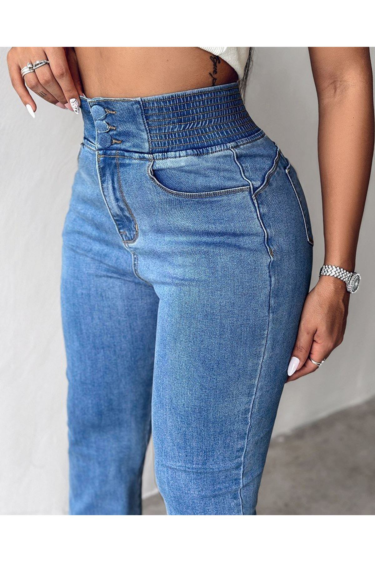 Kadın Yüksek Bel Yanları Lastik önü Düğmeli Kot Pantolon