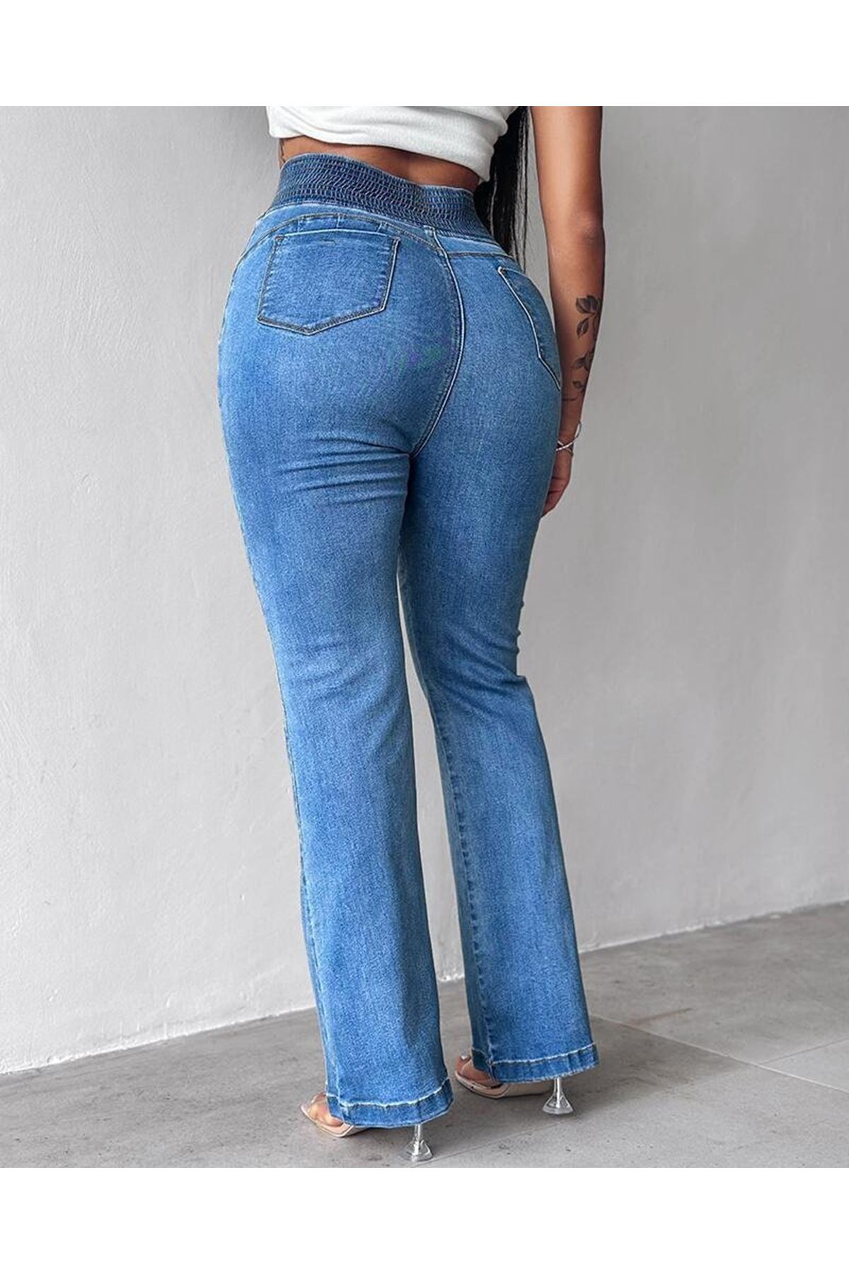 Kadın Yüksek Bel Yanları Lastik önü Düğmeli Kot Pantolon