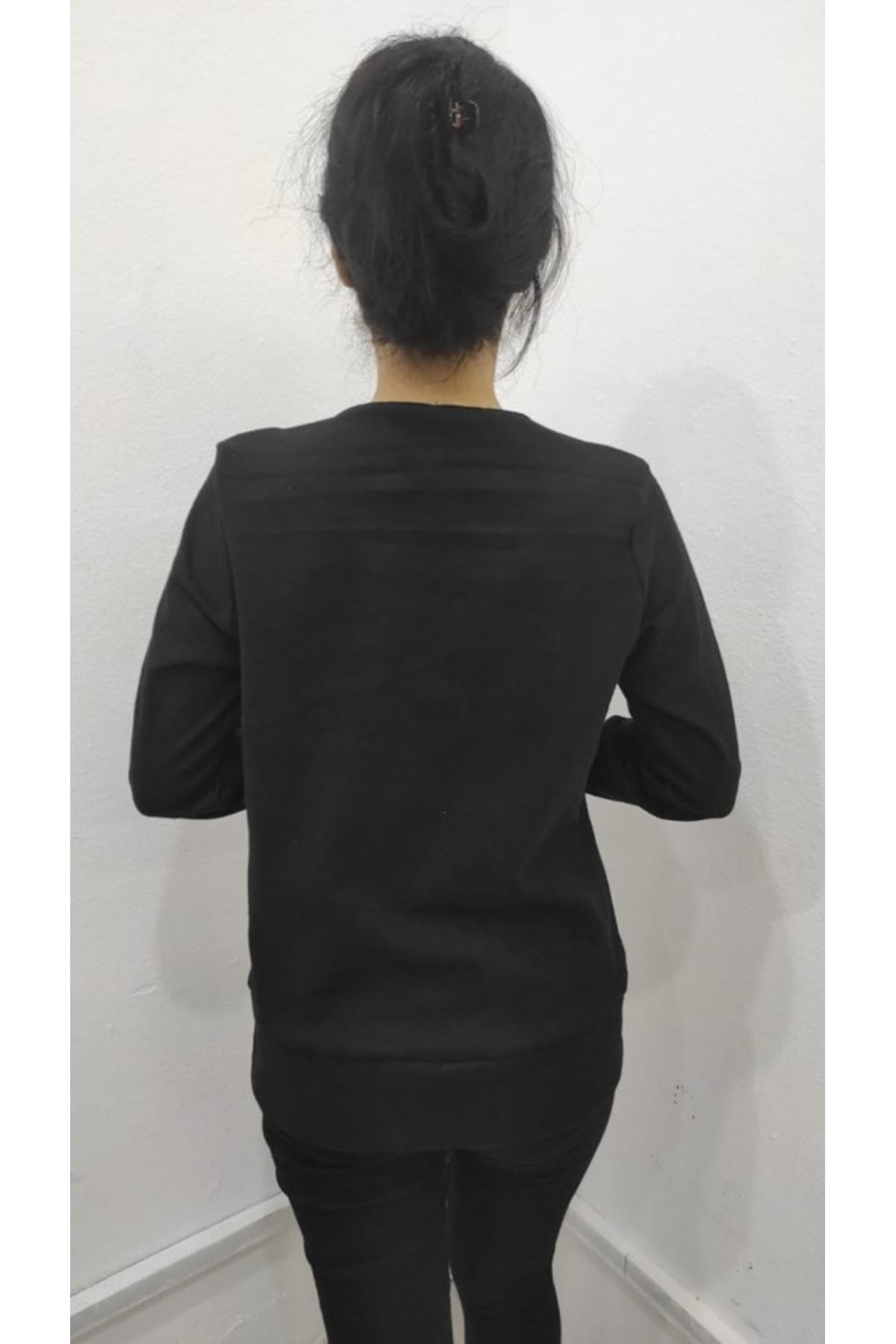 Kadın Uzun Kollu Kruvaze Yaka Kol Ve Etek Ucu Manşet Detay Yumoş Bluz