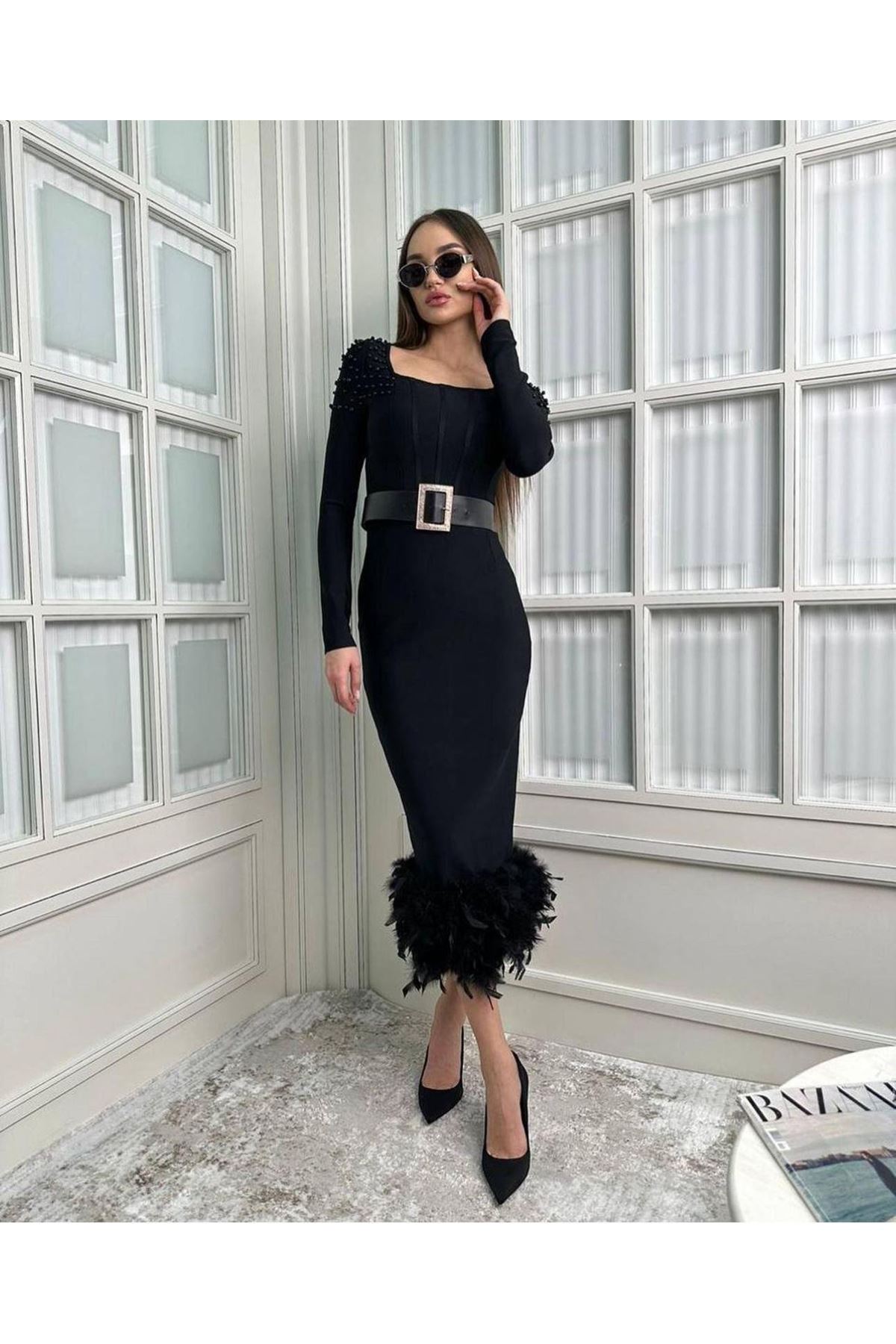 Kadın Etek Ucu Otriş Yakası Inci Detayli Midi Boy Elbise