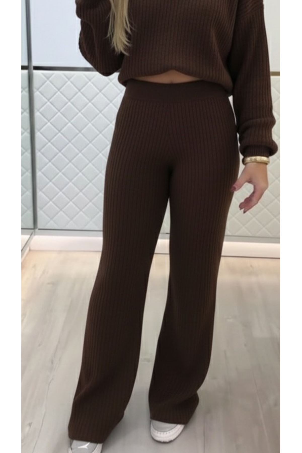 Kadın Uzun Kollu Balıkçı Yaka Kısa Triko Bluz Ve Pantolon Ikili Takım