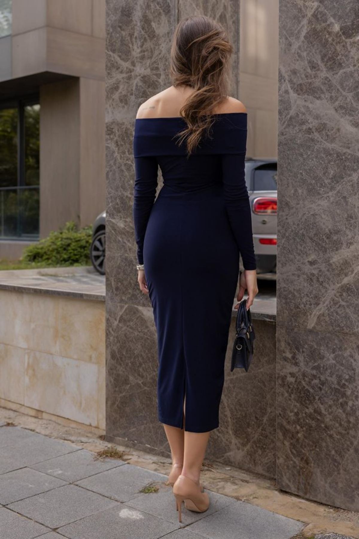 Kadın Uzun Kollu Madonna Yaka Düğüm Büzgü Detay Maxi Boy Elblbise