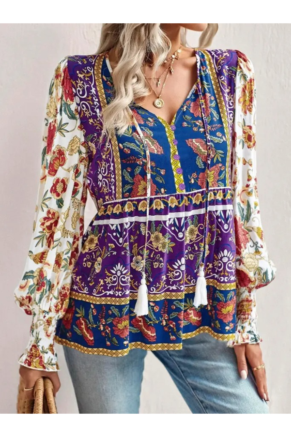 Kadın Uzun Kollu Yakası Açık Bağcıklı çiçek Desenli Salaş Bluz