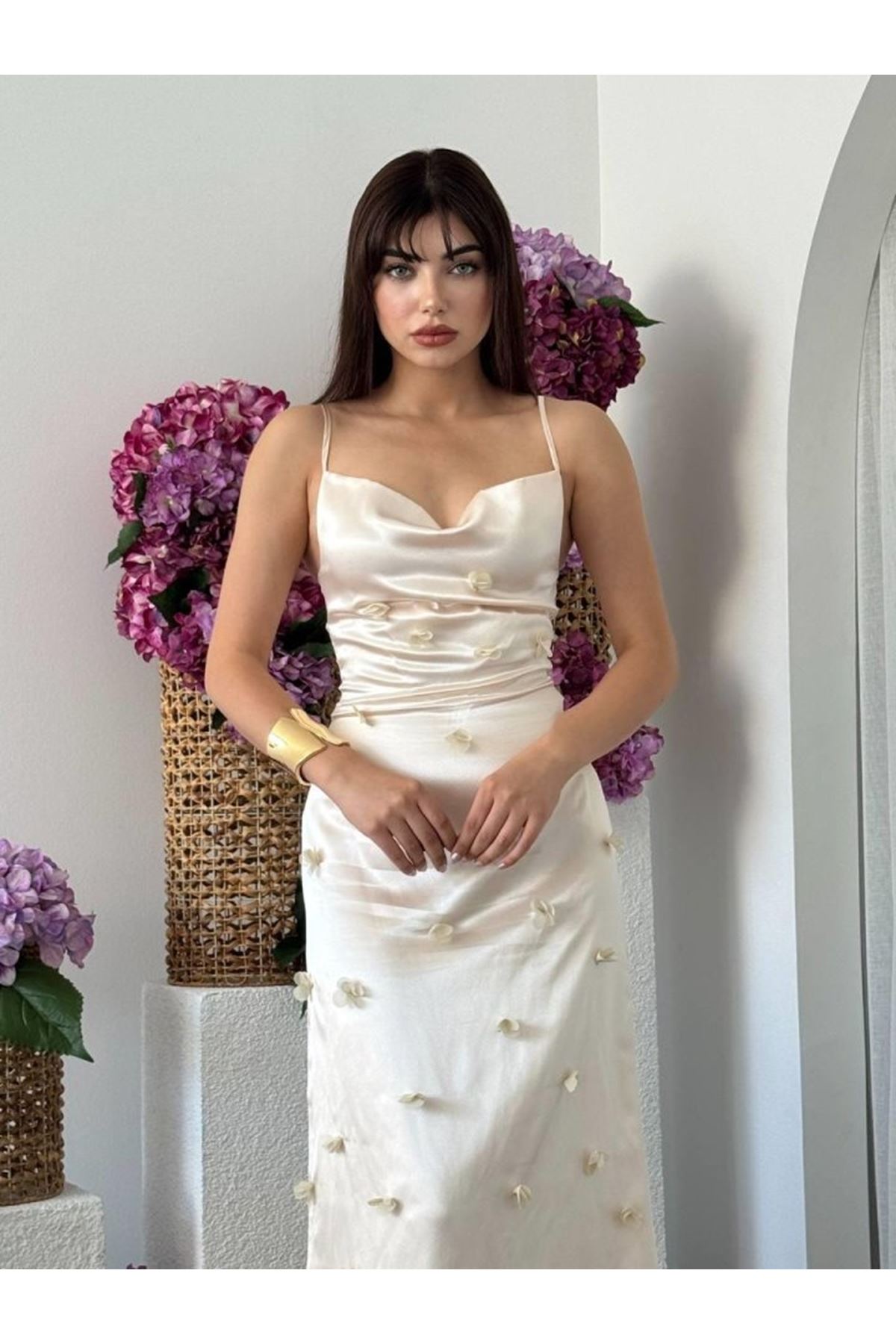 Dora Çiçek Detaylı Elbise