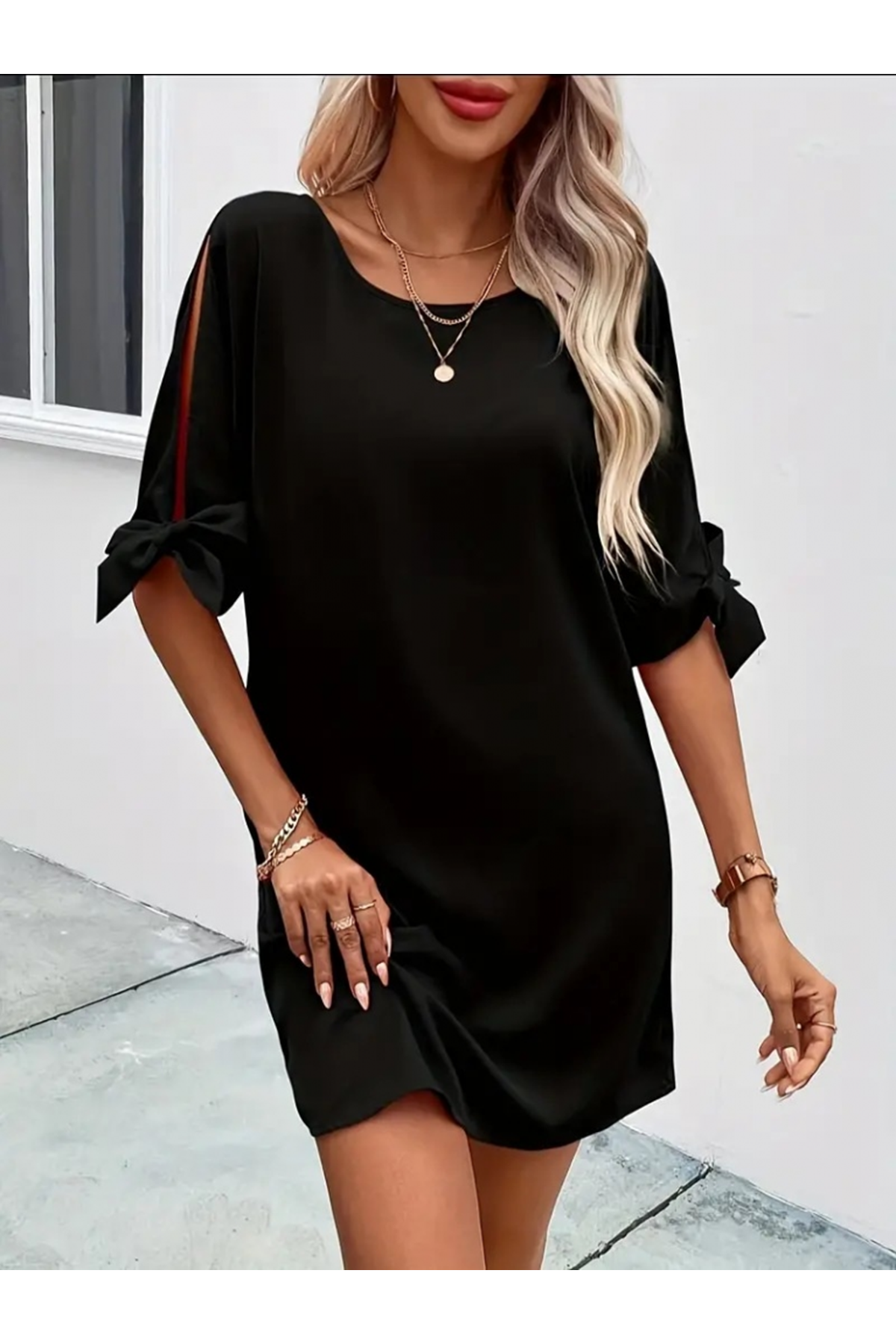 Kadın Kısa Kollu Kolu Bağlamalı Yakası Açık Janjan Elbise