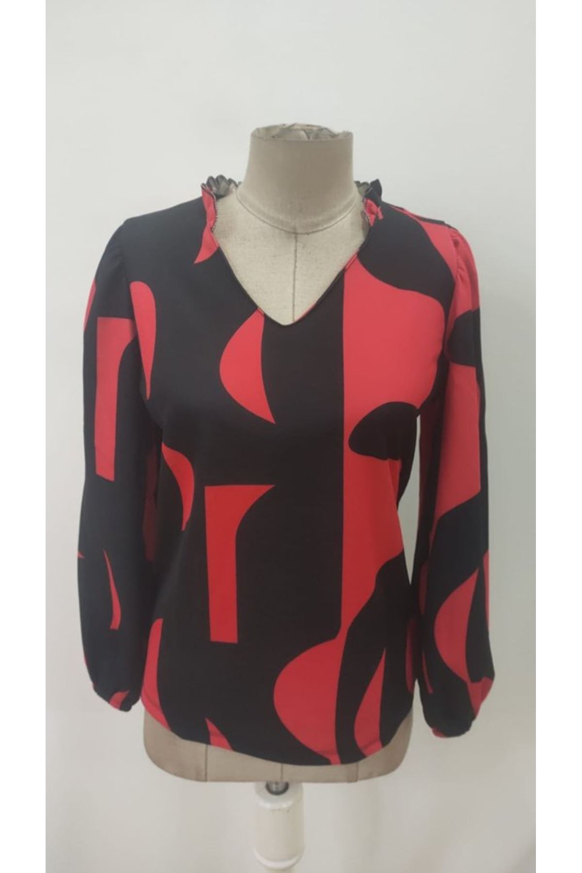 Kadın Uzun Kollu V Yakalı Desenli Modal Bluz