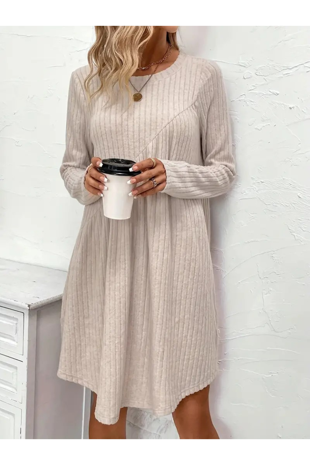 Kadın Uzun Kollu Yuvarlak Yaka Asimetrik Detaylı Kiloş şardonlu Kaşkorse Elbise