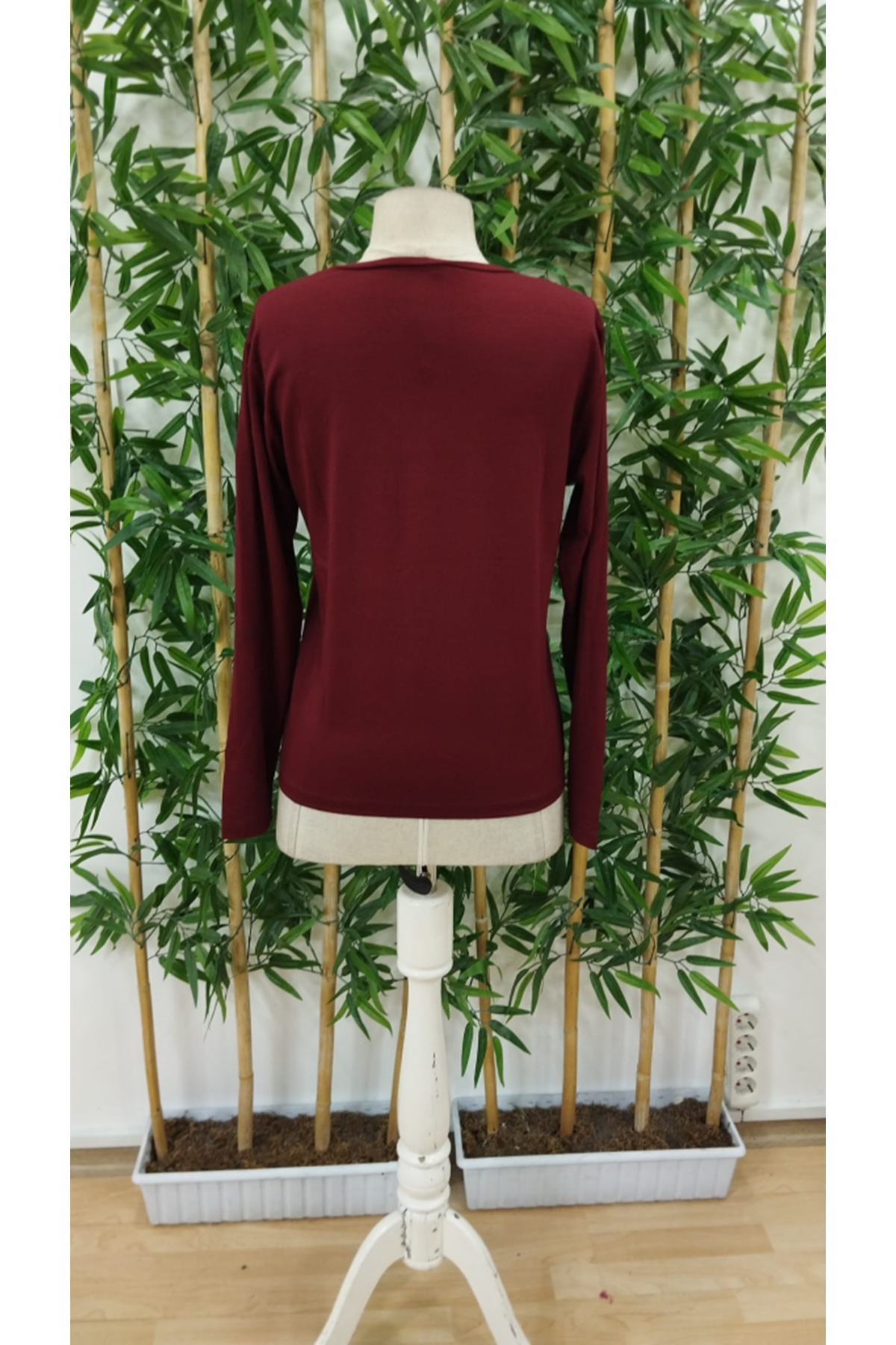 Kadın Uzun Kollu Bisiklet Yaka Köpek Resimli Viskon Bluz