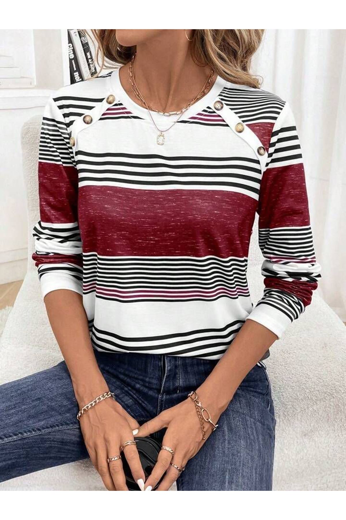 Kadın Uzun Kollu Bisiklet Yaka Düğme Detaylı Desenli Süprem Bluz