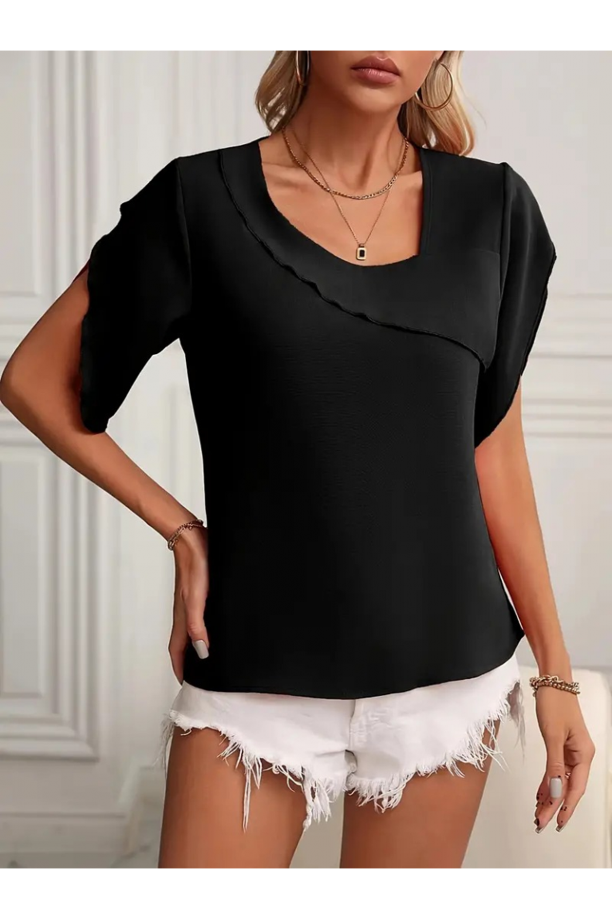 Kadın Kısa Kollu Yaka Ve Kol Detay Jesica Bluz