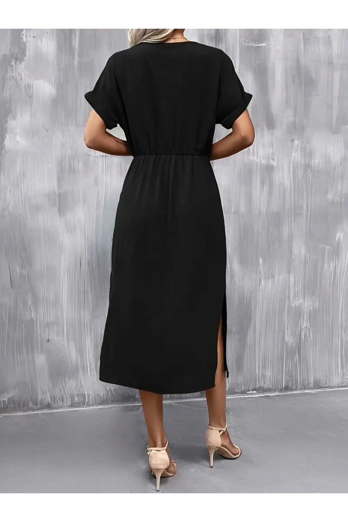 Kadın Kısa Kollu Yakası Açık Belden Bağlamalı Yırtmaçlı Viskon Elbise