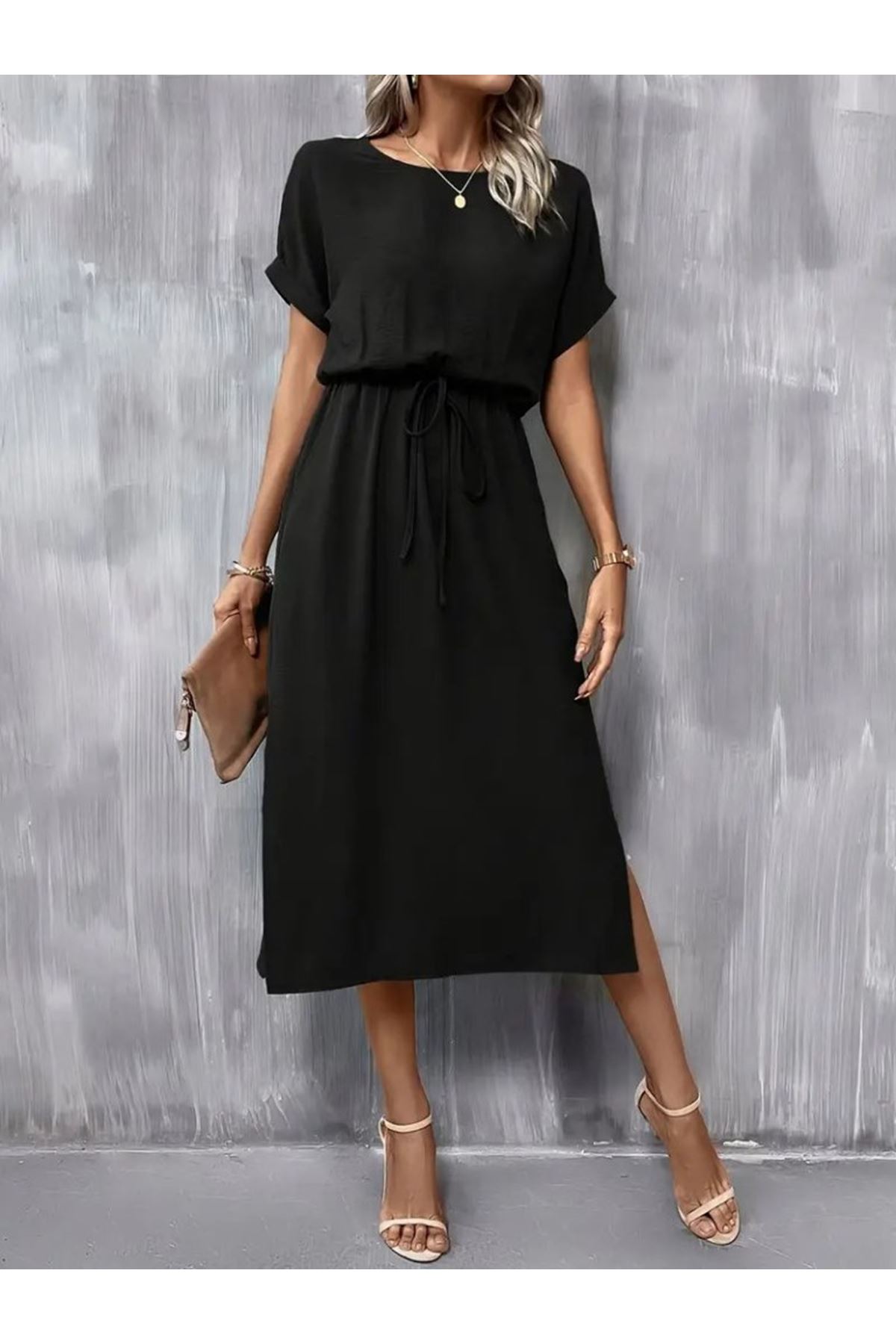Kadın Kısa Kollu Yakası Açık Belden Bağlamalı Yırtmaçlı Viskon Elbise