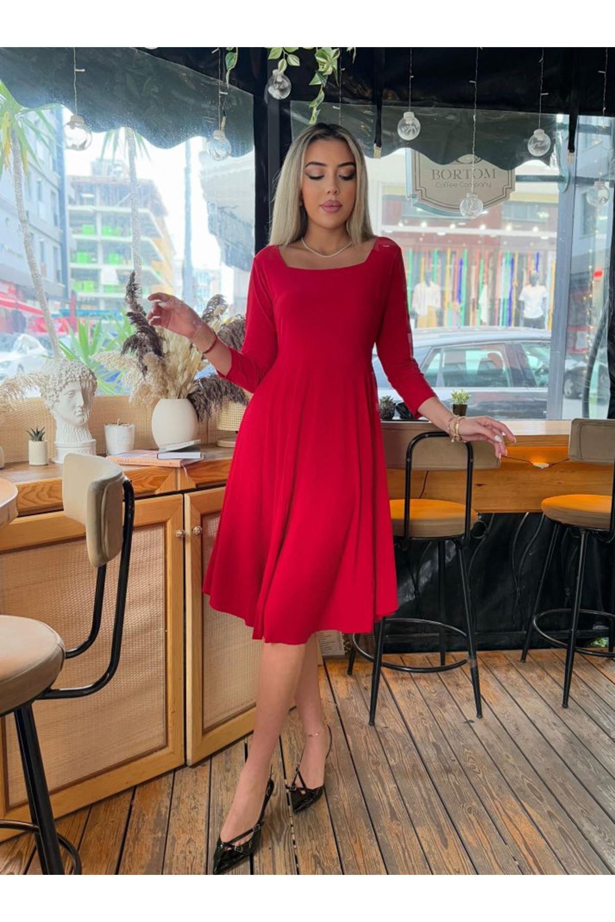 Kadın Kare Yaka Truvakar Kol Fırsat ürün Midi Boy Elbise